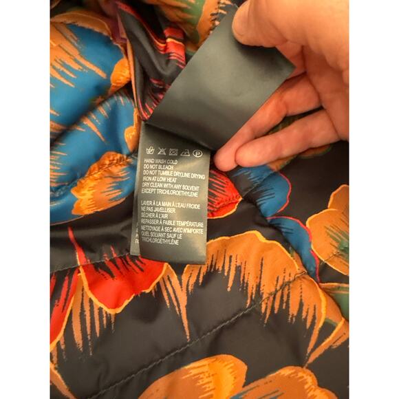 Farm Rio Crazy Mix Reversible Jaguar Floral Puffer Jacket M EUC - Picture 10 of 10